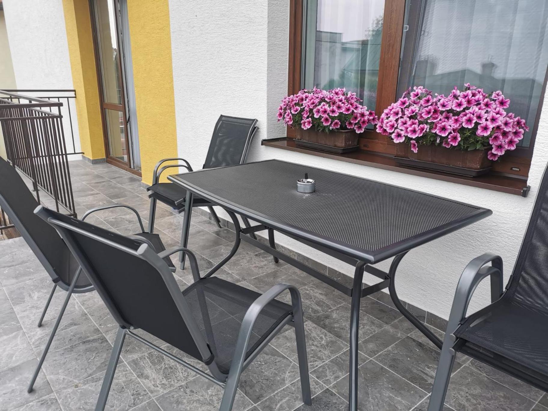 Comenius Apartments - Apartmany Na Rohu Svidnik Εξωτερικό φωτογραφία